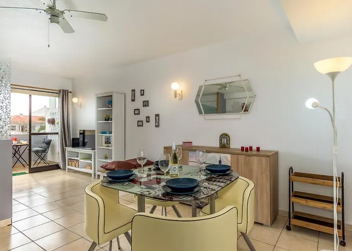 Lägenhet Flh Balcony Flat With Pool *